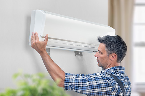 Монтаж кондиционеров от Планета Комфорта в Севастополе